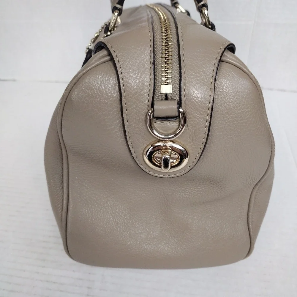 COACH F36672 Bennett Satchel Taupe Tan Pebble Leather Hand Bag Medium